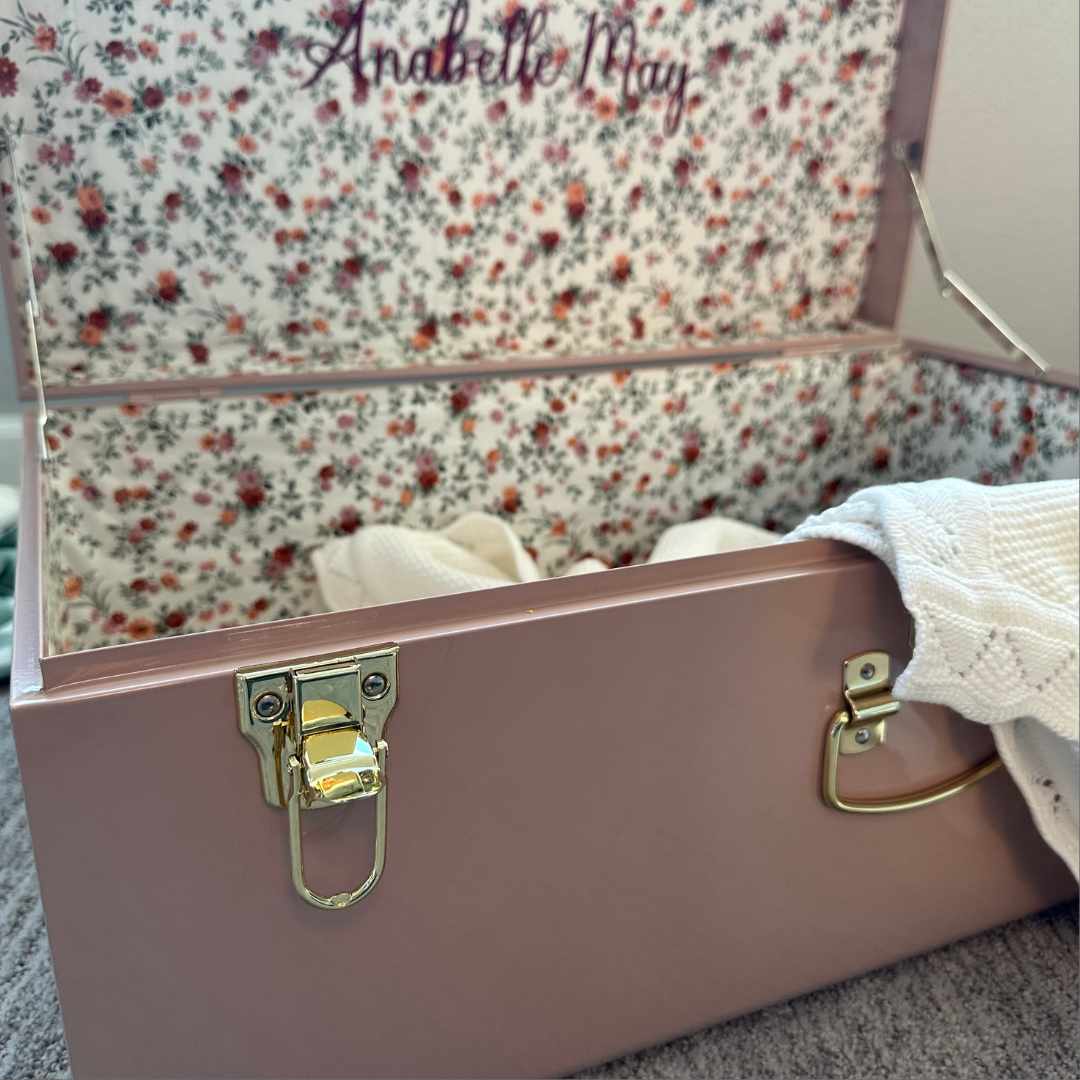 Traditional Keepsake Trunk - Classic