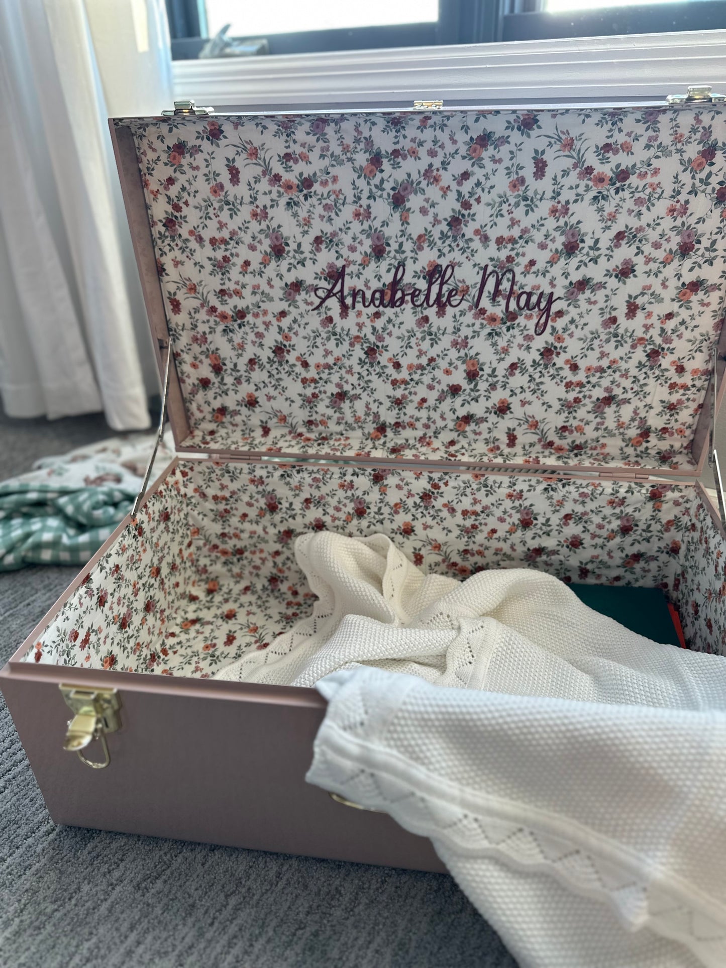 Traditional Keepsake Trunk - Classic