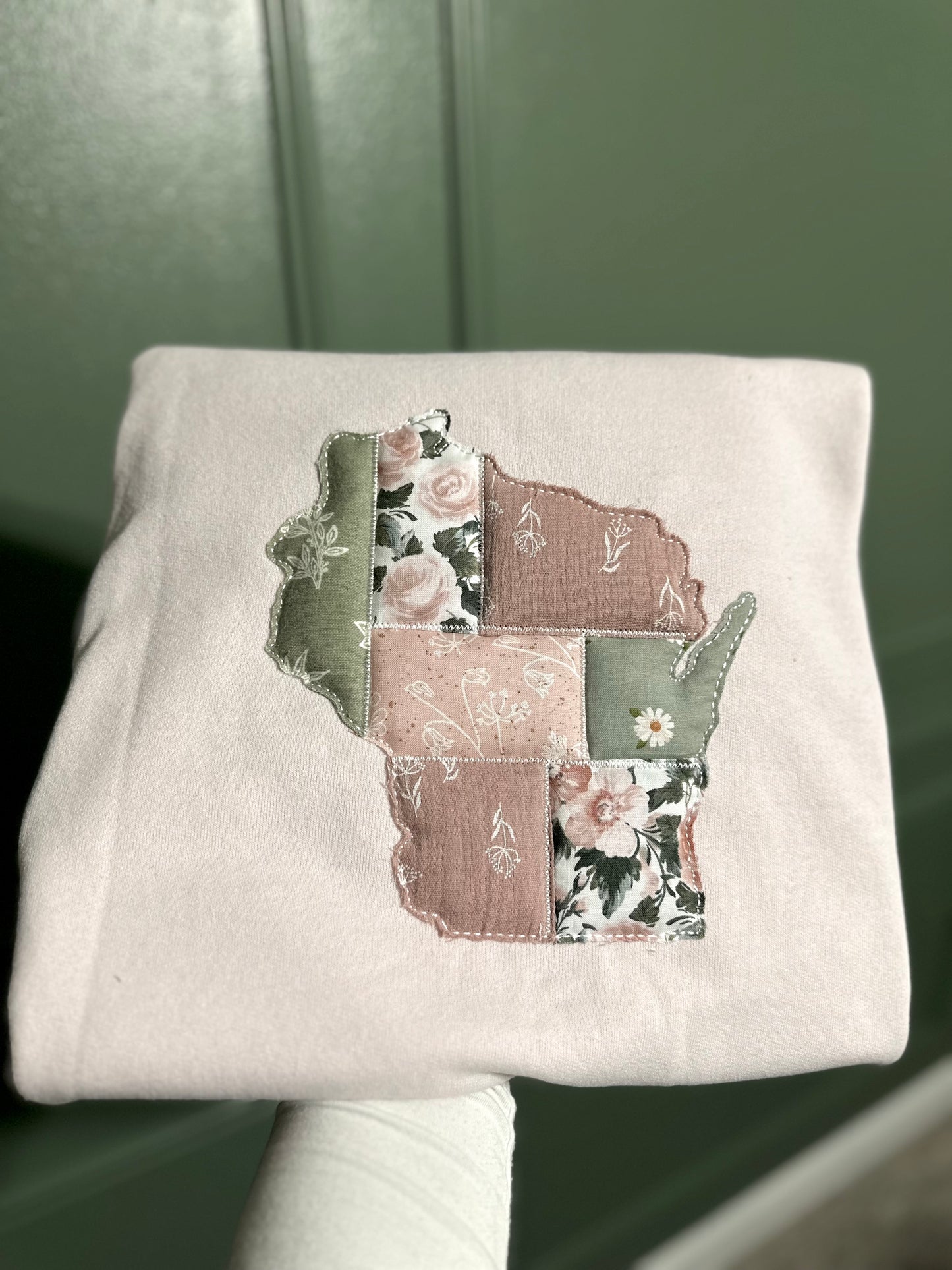 Quilted Patchwork Crewneck - Home Sweet Home